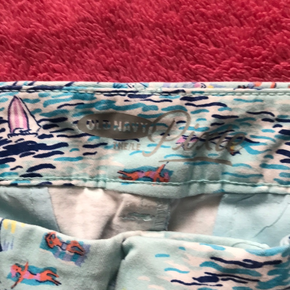 Old Navy Pixie shorts - Picture 4 of 5